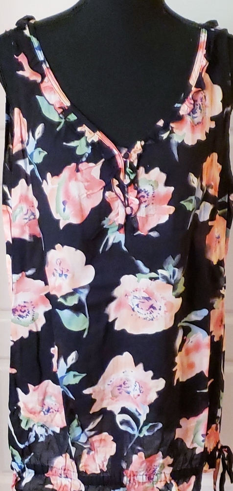 Sleeveless Floral Flouncy Top